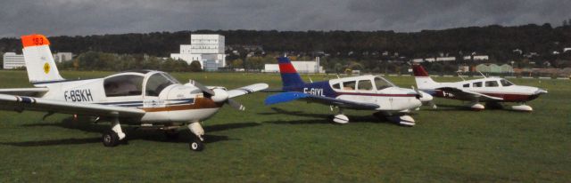 2013-10-20-dta-04--0010-lts-3-avions-mama-razzi.jpg