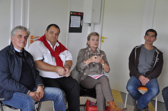 2013-10-20-dta-04--0206-mama-razzi.JPG