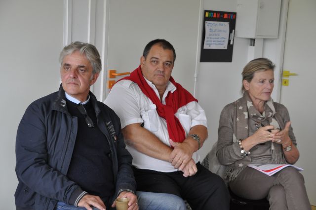 2013-10-20-dta-04--0207-mama-razzi.JPG