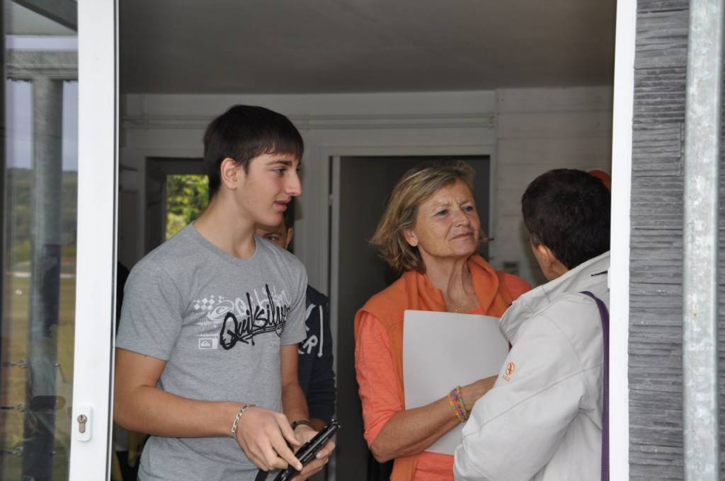 2014-10-05-DSC-0207-mama-razzi.JPG