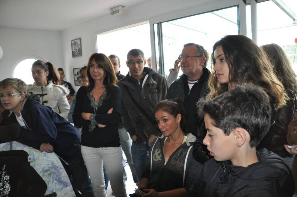 2014-10-05-DSC_0117-mama-razzi.JPG