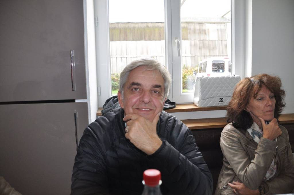 2014-10-05-DSC_0172-mama-razzi.JPG