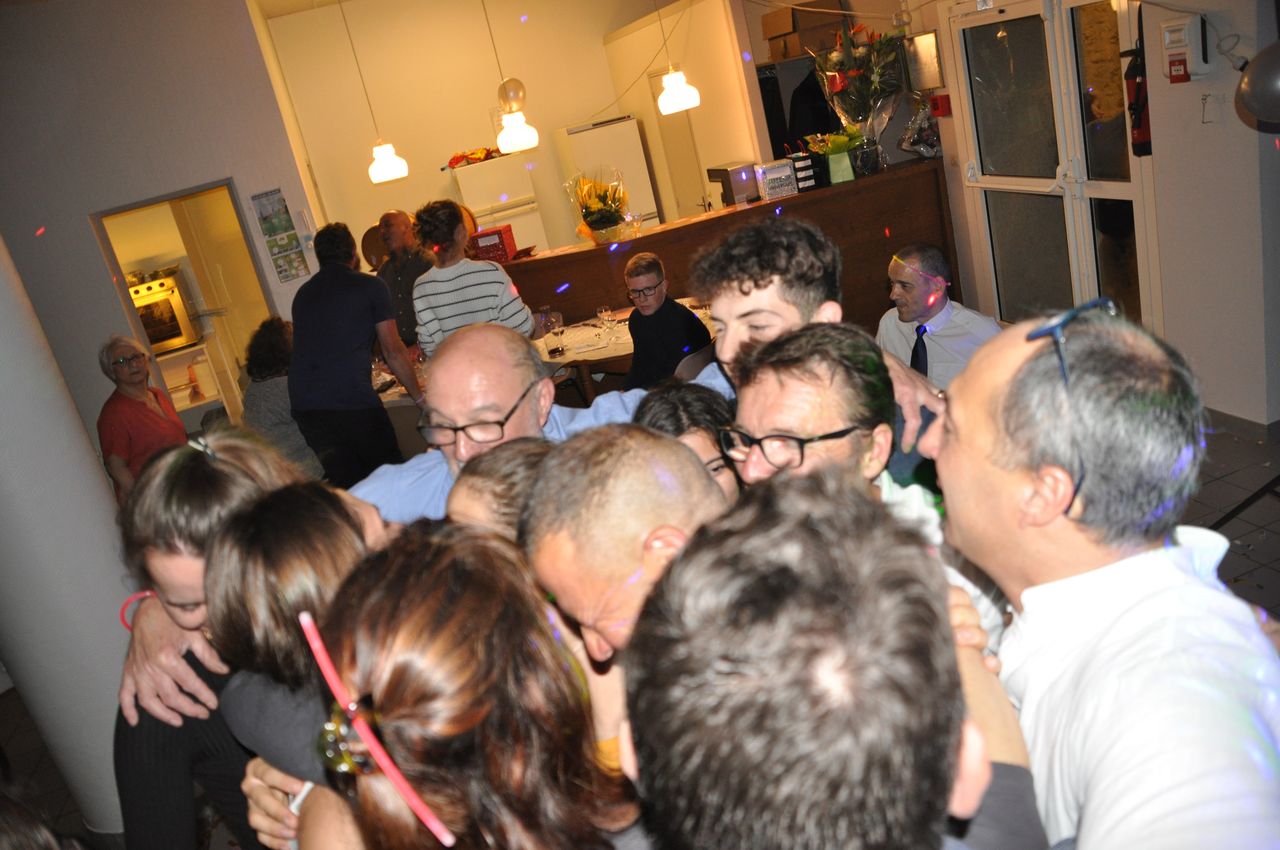 2019-05-04-(23h39)-dsc-0947-(mama-razzi).jpg