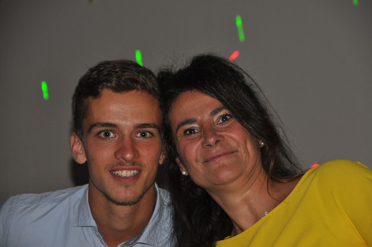 2019-15-15-(00h08)-dsc-1010-(mama-razzi).jpg