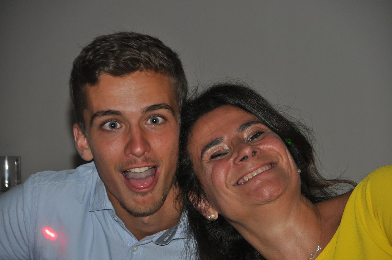 2019-15-15-(00h09)-dsc-1012-(mama-razzi).jpg