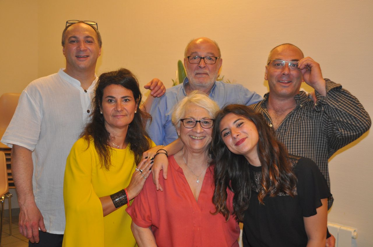 2019-15-15-(00h52)-dsc-1115-(mama-razzi).jpg