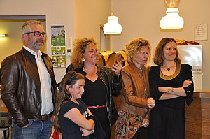 2019-05-04-(19h54)-dsc-0072-(mama-razzi).jpg 2019-05-04-(19h54)-dsc-0072-(mama-razzi).jpg