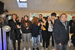2019-05-04-(19h55)-dsc-0082-(mama-razzi).jpg 2019-05-04-(19h55)-dsc-0082-(mama-razzi).jpg