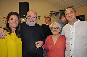 2019-05-04-(20h46)-dsc-0231-(mama-razzi).jpg 2019-05-04-(20h46)-dsc-0231-(mama-razzi).jpg