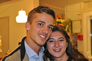 2019-05-04-(21h32)-dsc-0406-(mama-razzi).jpg 2019-05-04-(21h32)-dsc-0406-(mama-razzi).jpg