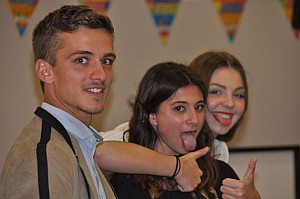 2019-05-04-(21h50)-dsc-0472-(mama-razzi).jpg 2019-05-04-(21h50)-dsc-0472-(mama-razzi).jpg