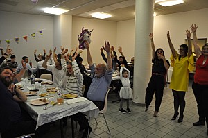 2019-05-04-(22h23)-dsc-0557-(mama-razzi).jpg 2019-05-04-(22h23)-dsc-0557-(mama-razzi).jpg