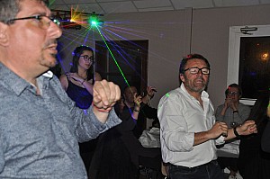 2019-05-04-(22h42)-dsc-0685-(mama-razzi).jpg 2019-05-04-(22h42)-dsc-0685-(mama-razzi).jpg
