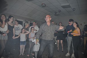 2019-05-04-(23h03)-dsc-0833-(mama-razzi).jpg 2019-05-04-(23h03)-dsc-0833-(mama-razzi).jpg
