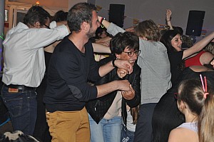2019-05-04-(23h09)-dsc-0859-(mama-razzi).jpg 2019-05-04-(23h09)-dsc-0859-(mama-razzi).jpg