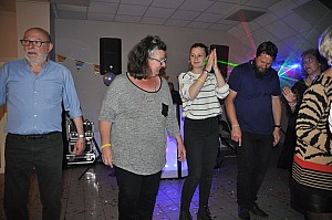 2019-05-04-(23h30)-dsc-0927-(mama-razzi).jpg 2019-05-04-(23h30)-dsc-0927-(mama-razzi).jpg