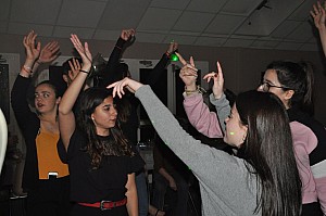 2019-05-04-(23h56)-dsc-0997-(mama-razzi).jpg 2019-05-04-(23h56)-dsc-0997-(mama-razzi).jpg