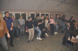 2019-15-15-(00h32)-dsc-1091-(mama-razzi).jpg 2019-15-15-(00h32)-dsc-1091-(mama-razzi).jpg