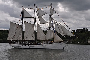 2019-06-16-(15h09)-armada-(mama-razzi)-0159.jpg 2019-06-16-(15h09)-armada-(mama-razzi)-0159.jpg
