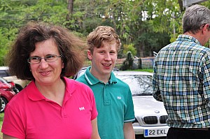 2019-10-13-(13h06)-dsc-0054-DTA-10-(mama-razzi).jpg 2019-10-13-(13h06)-dsc-0054-DTA-10-(mama-razzi).jpg