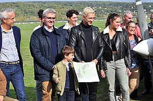 2019-10-13-(13h36)-dsc-0183-DTA-10-(mama-razzi).jpg 2019-10-13-(13h36)-dsc-0183-DTA-10-(mama-razzi).jpg