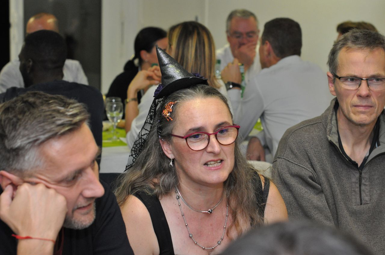 2019-10-19-(22h54)-dsc-1273-(mama-razzi).jpg