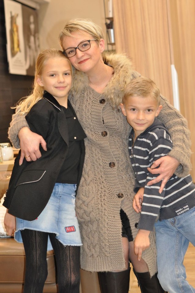 2019-11-09-(19h00)-dsc-0523-(mama-razzi).jpg