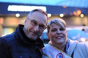 2019-11-09-(17h32)-dsc-0106-(mama-razzi).jpg 2019-11-09-(17h32)-dsc-0106-(mama-razzi).jpg