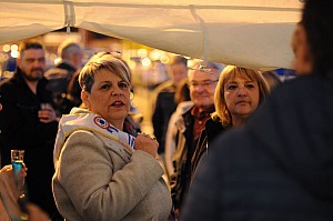 2019-11-09-(17h49)-dsc-0174-(mama-razzi).jpg 2019-11-09-(17h49)-dsc-0174-(mama-razzi).jpg