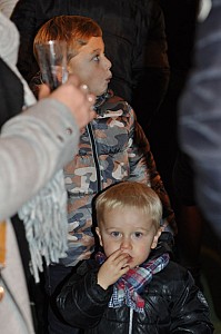 2019-11-09-(17h55)-dsc-0204-(mama-razzi).jpg 2019-11-09-(17h55)-dsc-0204-(mama-razzi).jpg