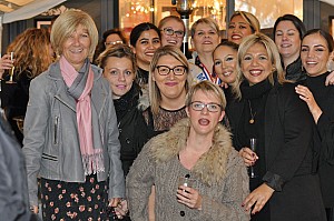 2019-11-09-(18h21)-dsc-0340-(mama-razzi).jpg 2019-11-09-(18h21)-dsc-0340-(mama-razzi).jpg