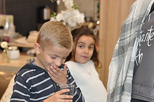 2019-11-09-(18h30)-dsc-0372-(mama-razzi).jpg 2019-11-09-(18h30)-dsc-0372-(mama-razzi).jpg
