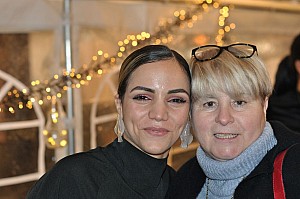 2019-11-09-(18h42)-dsc-0436-(mama-razzi).jpg 2019-11-09-(18h42)-dsc-0436-(mama-razzi).jpg