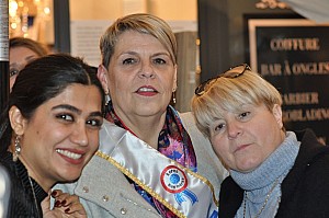 2019-11-09-(18h43)-dsc-0441-(mama-razzi).jpg 2019-11-09-(18h43)-dsc-0441-(mama-razzi).jpg