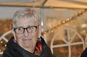 2019-11-09-(18h45)-dsc-0450-(mama-razzi).jpg 2019-11-09-(18h45)-dsc-0450-(mama-razzi).jpg