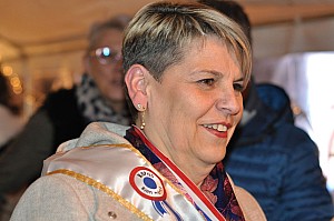 2019-11-09-(19h12)-dsc-0589-(mama-razzi).jpg 2019-11-09-(19h12)-dsc-0589-(mama-razzi).jpg