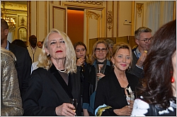 2021-10-20-(17h35m38s)-dsc-0775-mama-razzi.jpg