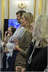 2021-10-20-(17h42m32s)-dsc-0811-mama-razzi_01.JPG