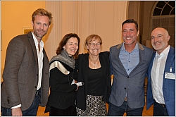 2021-10-20-(19h04m56s)-dsc-1090-mama-razzi.jpg