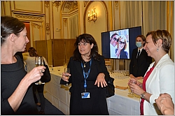 2021-10-20-(19h13m50s)-dsc-1119-mama-razzi.jpg