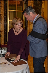 2021-10-20-(19h25m44s)-dsc-1148-mama-razzi.jpg