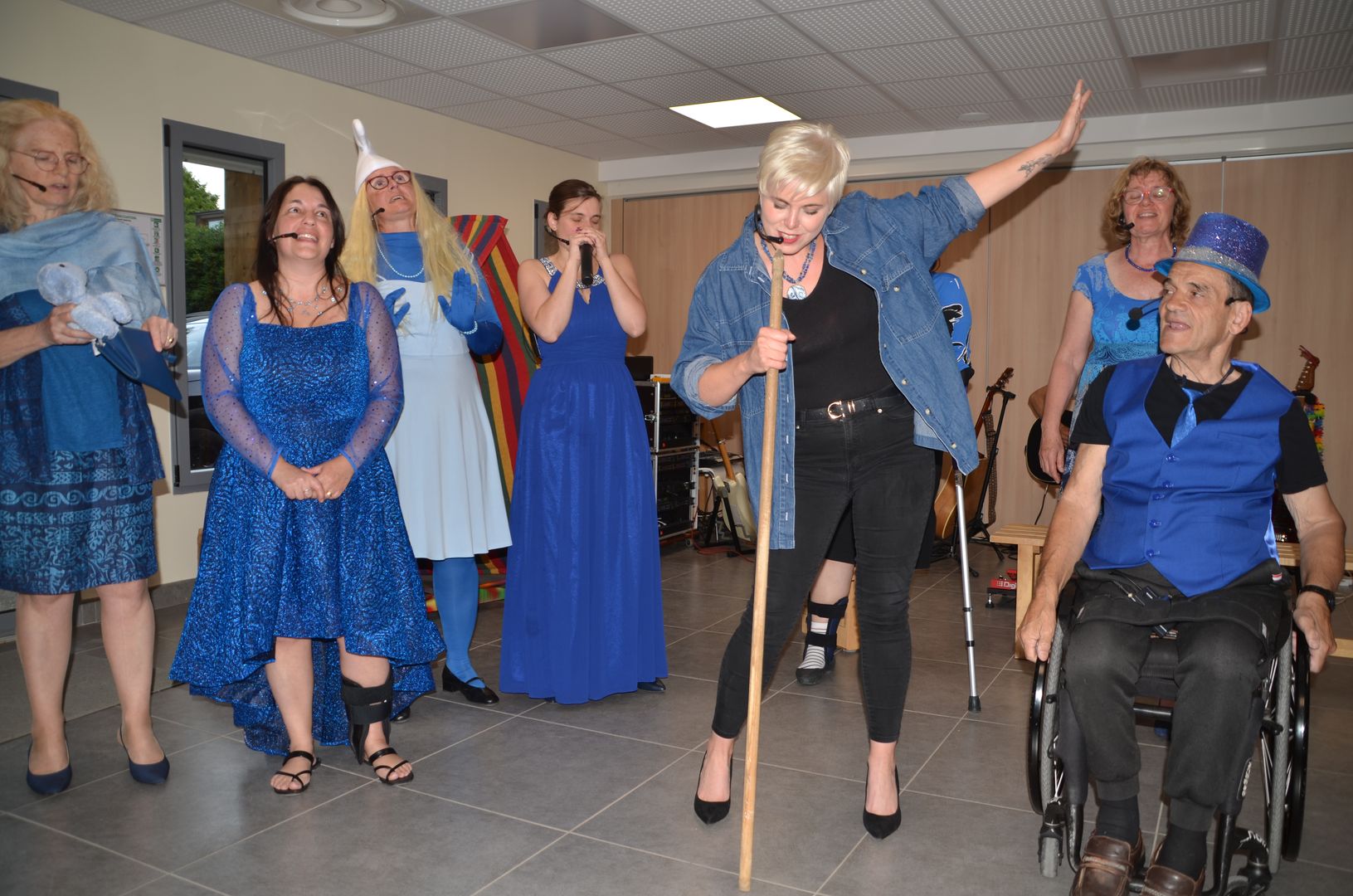 2022-06-07-(20h22m38s)-dsc_6012-mama-razzi.jpg