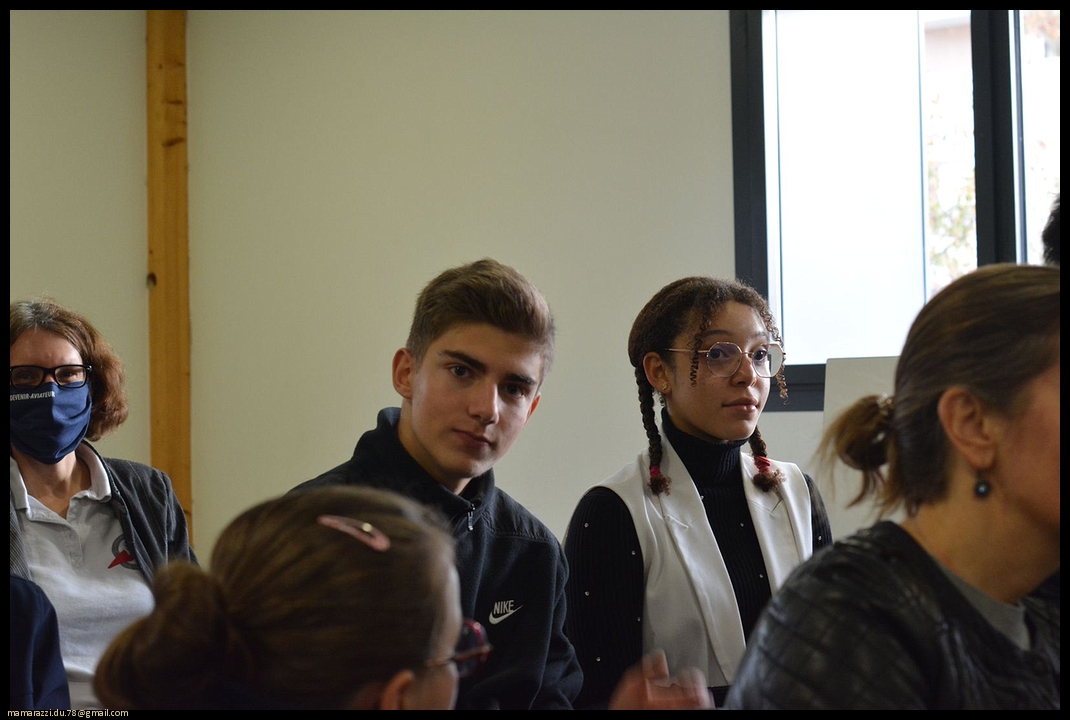 2022-11-19-(15h02m04s)-dsc_0071-mama-razzi-encadre.jpg