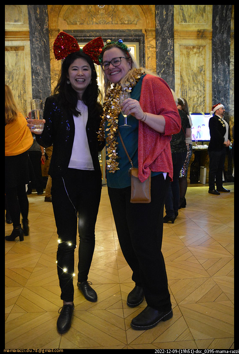 2022-12-09-(19h51)-dsc_0395-mama-razzi-encadre.jpg