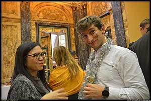 2022-12-09-(19h02)-dsc_0243-mama-razzi-encadre.jpg 2022-12-09-(19h02)-dsc_0243-mama-razzi-encadre.jpg
