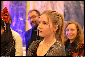 2022-12-09-(19h22)-dsc_9316-mama-razzi-encadre.jpg 2022-12-09-(19h22)-dsc_9316-mama-razzi-encadre.jpg