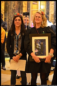 2022-12-09-(19h23)-dsc_9322-mama-razzi-encadre.jpg 2022-12-09-(19h23)-dsc_9322-mama-razzi-encadre.jpg