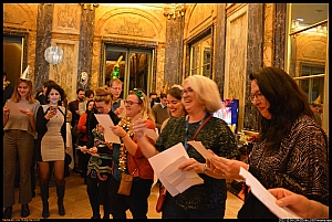2022-12-09-(19h25)-dsc_0307-mama-razzi-encadre.jpg 2022-12-09-(19h25)-dsc_0307-mama-razzi-encadre.jpg