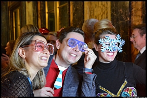 2022-12-09-(19h59)-dsc_0412-mama-razzi-encadre.jpg 2022-12-09-(19h59)-dsc_0412-mama-razzi-encadre.jpg