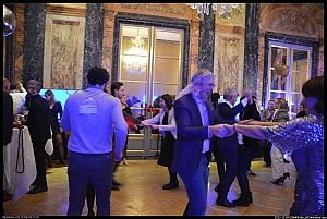 2022-12-09-(20h49)-dsc_0034-mama-razzi-encadre.jpg 2022-12-09-(20h49)-dsc_0034-mama-razzi-encadre.jpg